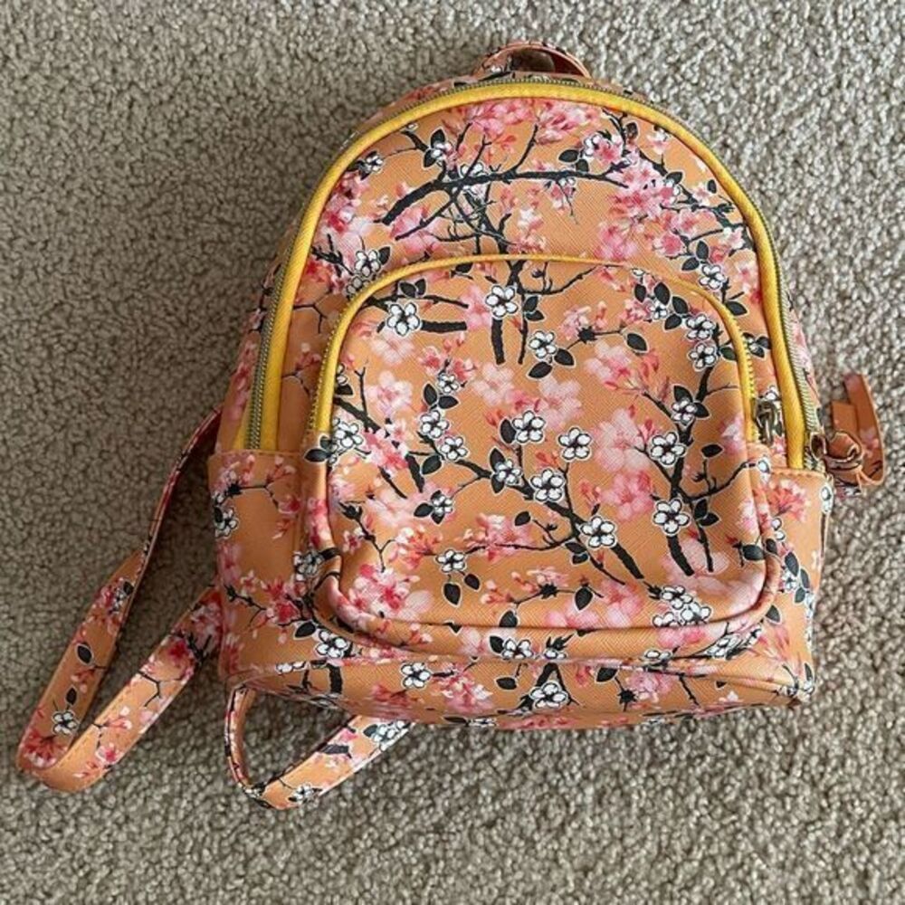 Under 1 Sky Yellow‎ Floral Mini Backpack Purse